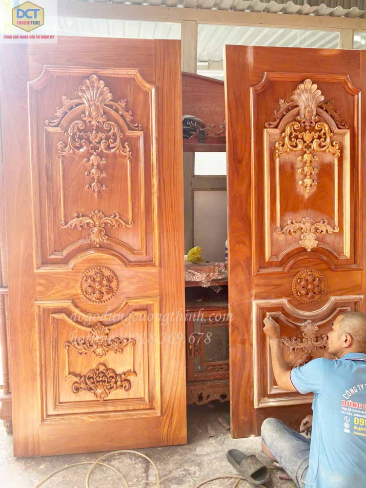 Bộ cửa phòng cổ điển CP54GD